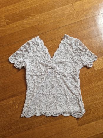 Haut en dentelle