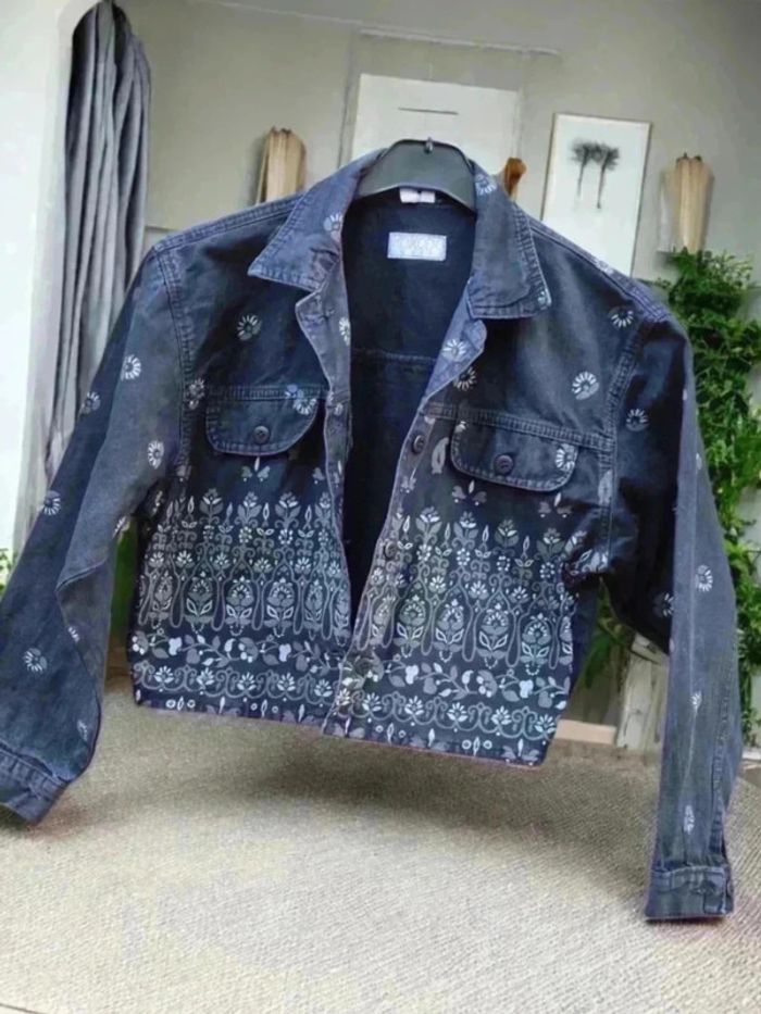 Veste jean courte effet délavée noir 🌹 10 ans 🌹