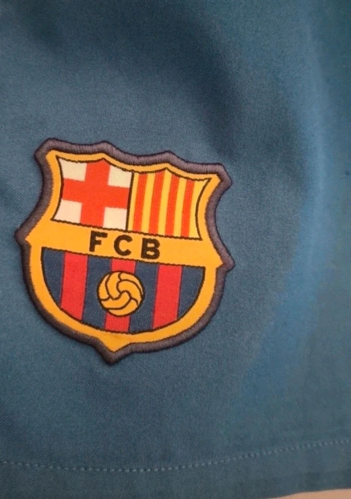 Short Nike FC Barcelone – Taille 12/13 ans - photo numéro 3