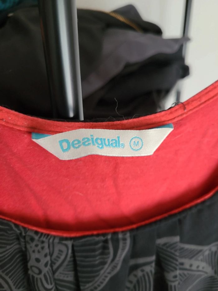 👚débardeur desigual taille M👚 - photo numéro 3