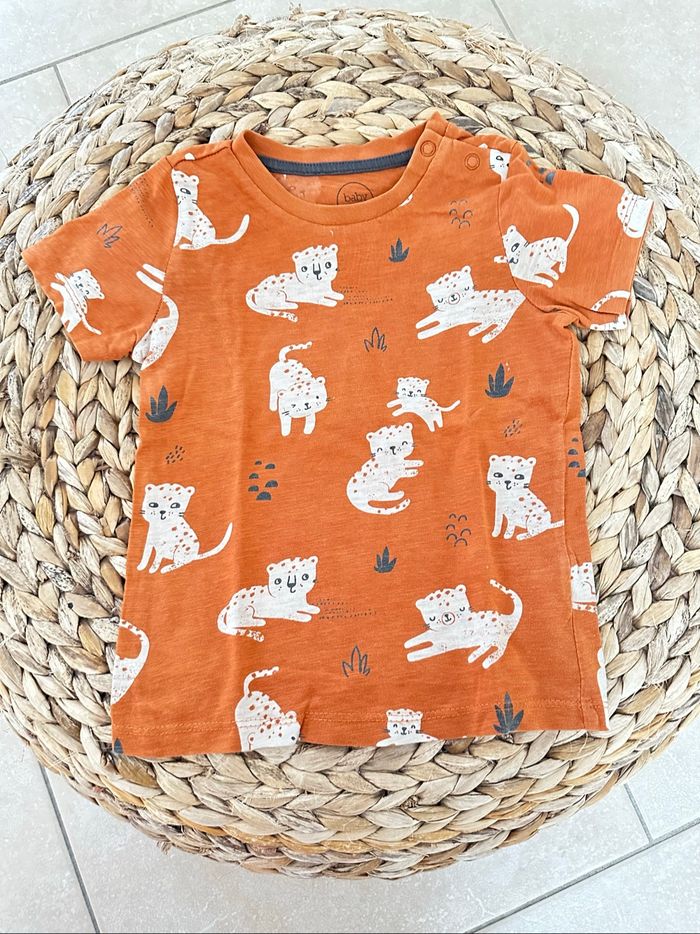 💜 Teeshirt orange c&a taille 24 mois 💜 - photo numéro 2