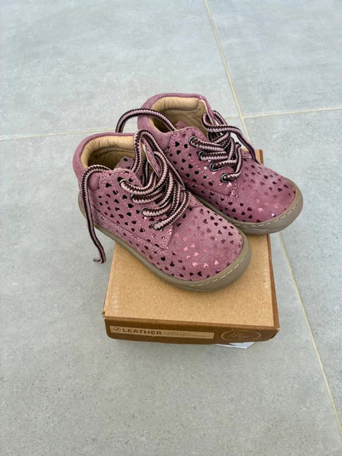 Chaussures pointure 21 - photo numéro 2