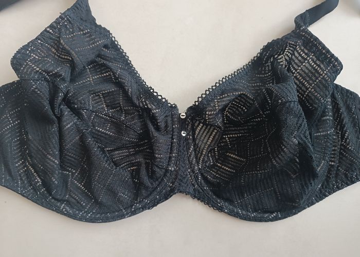 Soutien-gorge - photo numéro 2