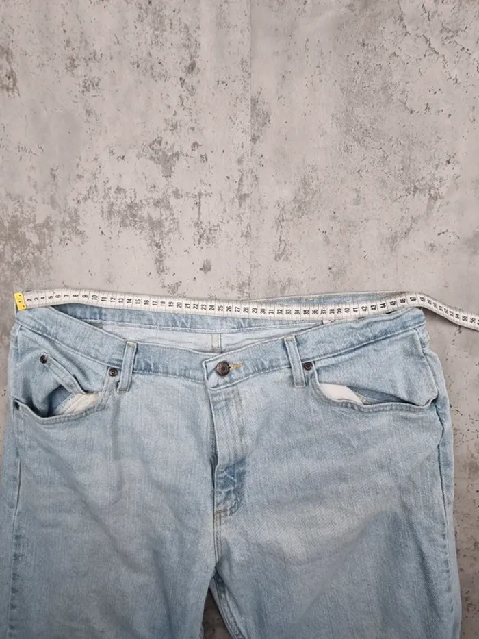 Jean Wrangler bleu clair – Taille 38x29 US / 48 FR Homme (mesures en photos) - photo numéro 5