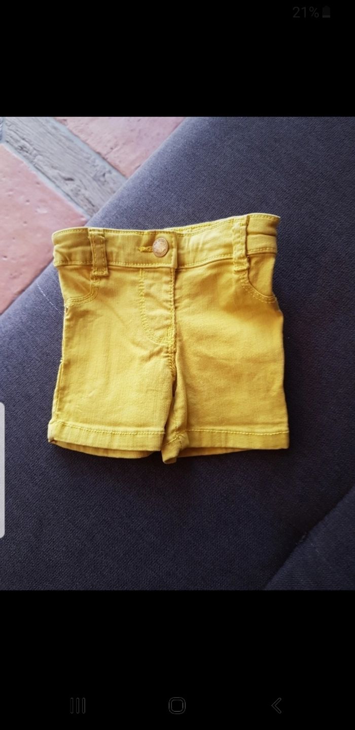 Short bébé taille 3 mois