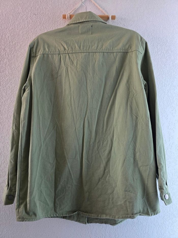 Surchemise type jean kaki Boohoo taille 34 - photo numéro 7