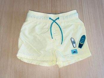 Short de bain / maillot de Bain okaïdi 2 ans