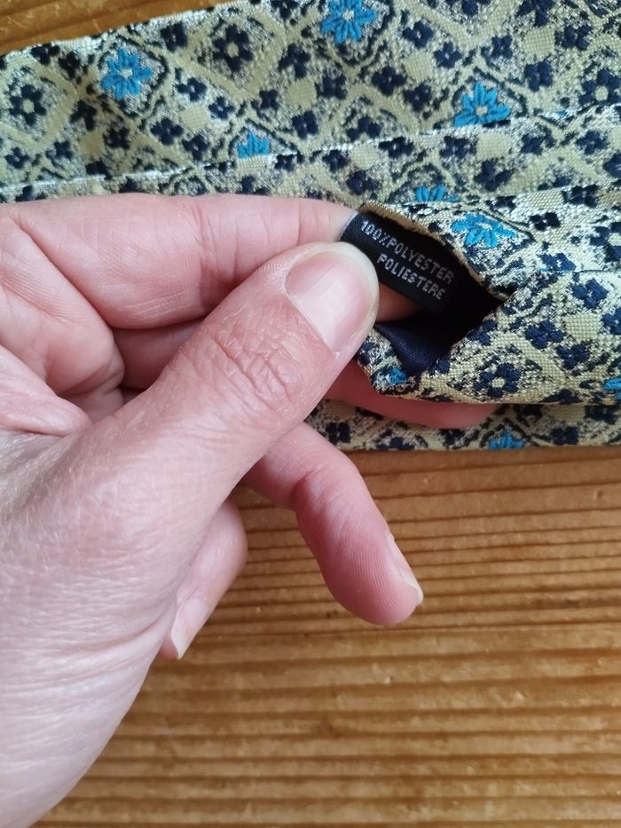 Élégante Cravate Beige - Motifs Fleurs Bleues - Olly Gan - TBE - photo numéro 6