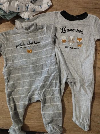 Deux pyjama animaux