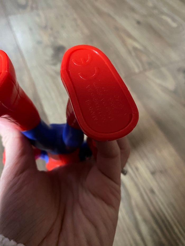 Figurine Spiderman environs 22cm - photo numéro 2