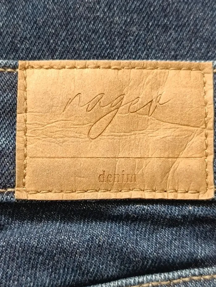 jean marque francaise Nagev ,coupe slim fit ,taille haute ,texture stretch ,coton organique - photo numéro 10