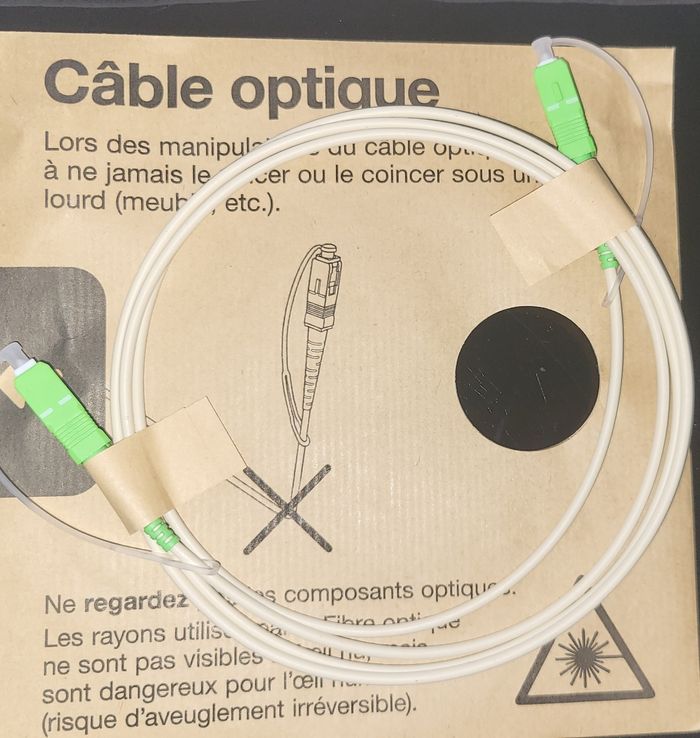 Câble optique raccordement box internet au boîtier fibre 
Etat neuf - photo numéro 2