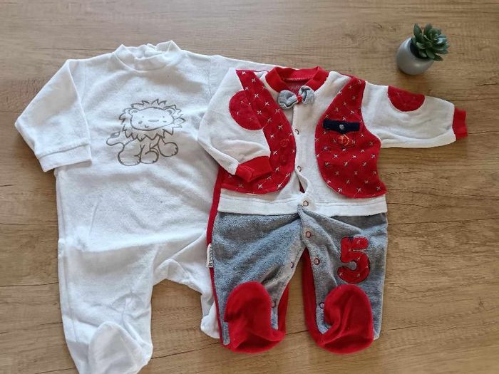 Lot 2 pyjamas