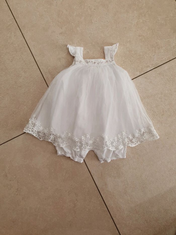 Robe de cérémonie