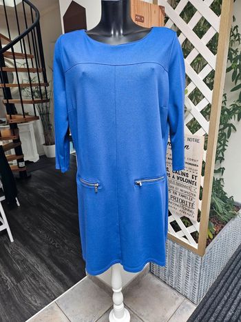 Yessica robe bleu taille XL