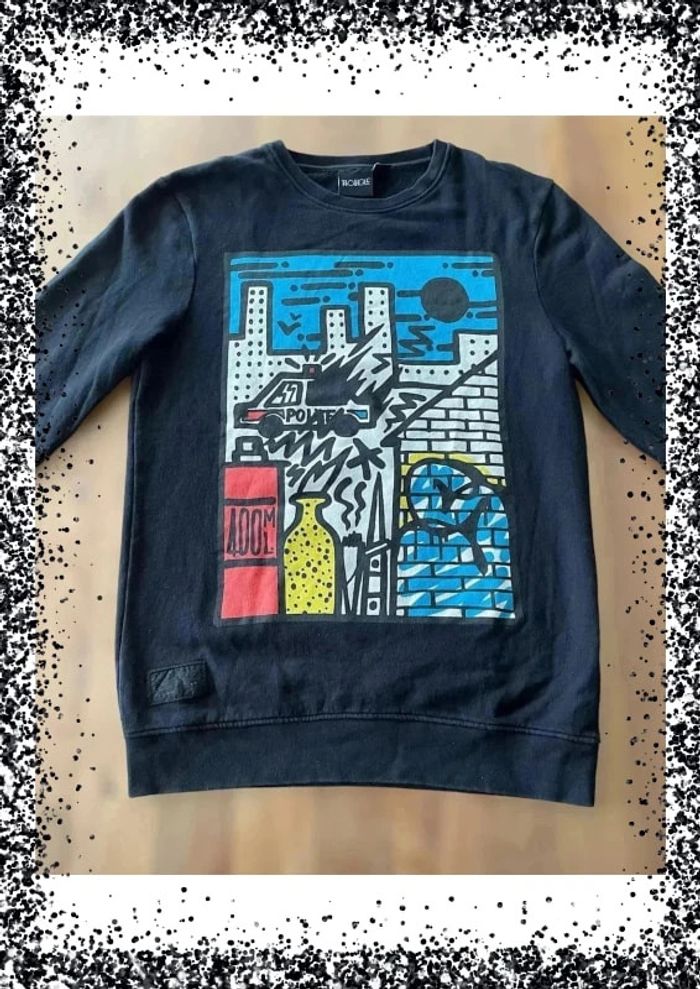 T-shirt two angle