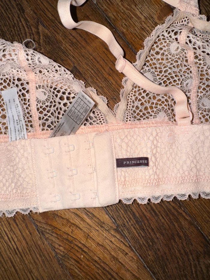Soutien gorge princesse tam tam   Taille 1  Valeur 49 euros Porté une fois - photo numéro 4