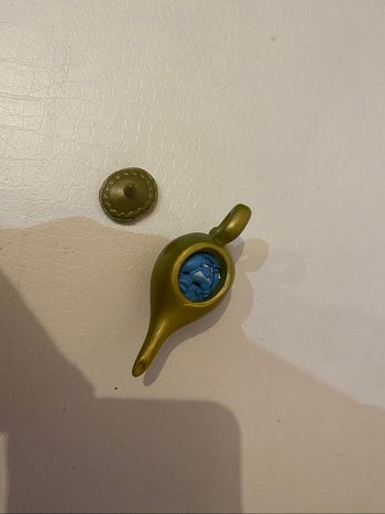 Figurine genie lampe aladdin