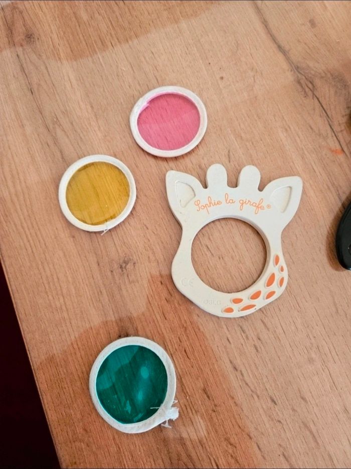 Jouet d'éveil sophie la girafe - photo numéro 3