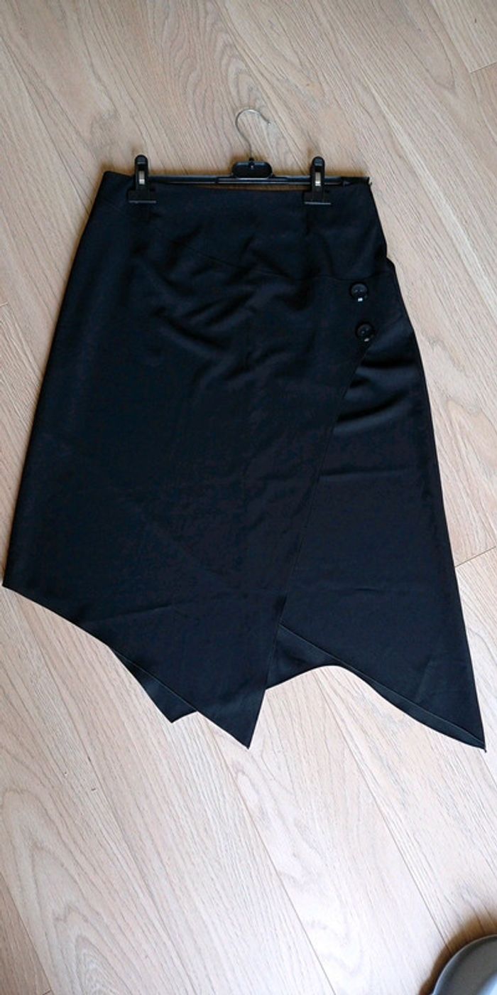Jupe noire asymétrique T42