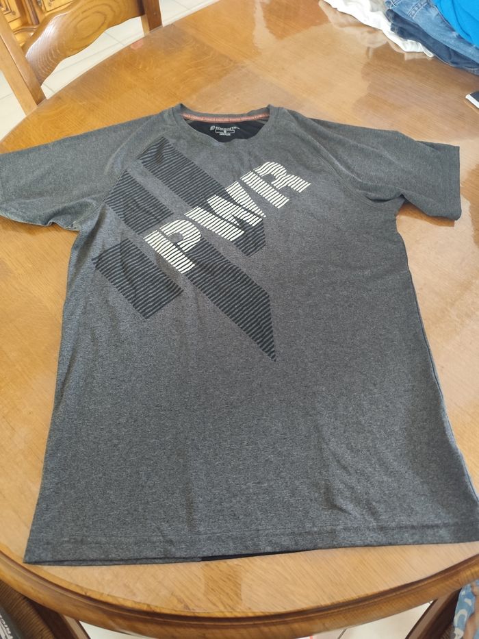 T-shirt sport