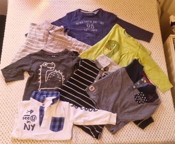 Lot 7 tee-shirts 24 mois