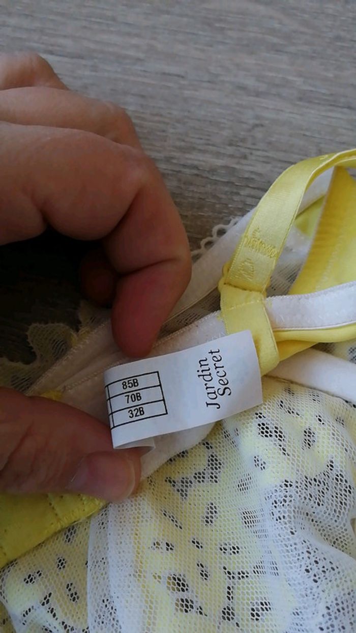 Soutien gorge 85B - photo numéro 3