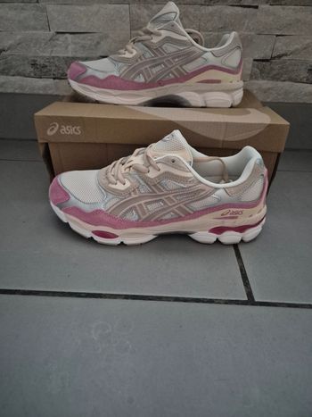 Asics gel nyc beige/pink