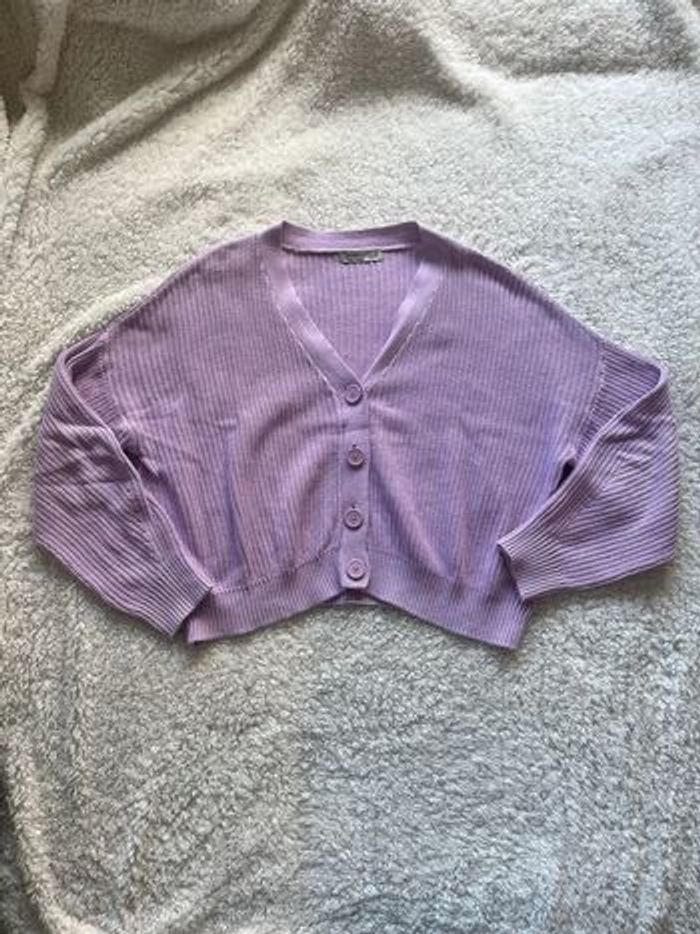 💜 Cardigan / gilet violet clair taille M - Stradivarius 💜