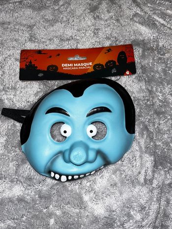 Masque Halloween neuf