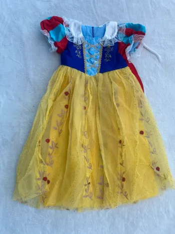 Robe déguisement princesse blanche neige neuf 130