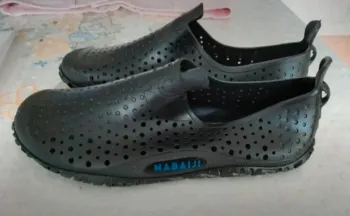 Chaussures d'eau