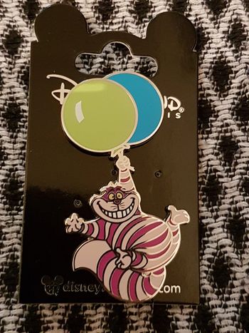 Pin's disneyland paris Alice au pays des merveilles