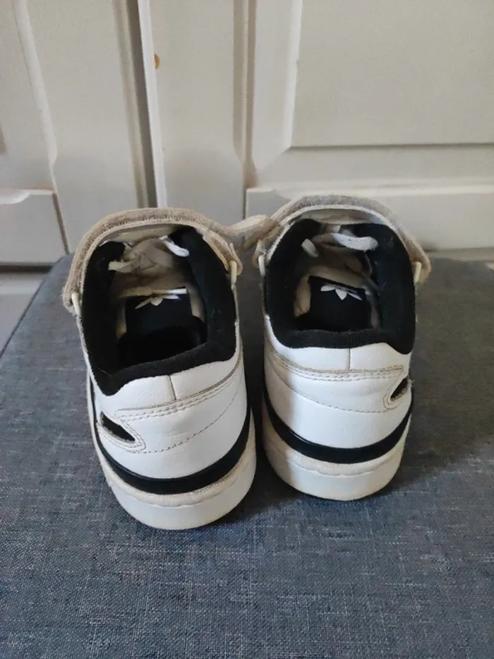 Basket Adidas en cuir - photo numéro 4