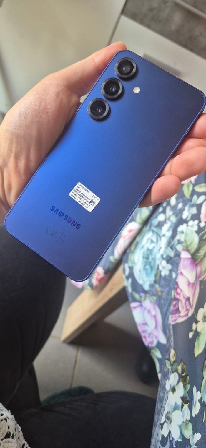 Samsung S25 256GO - photo numéro 4