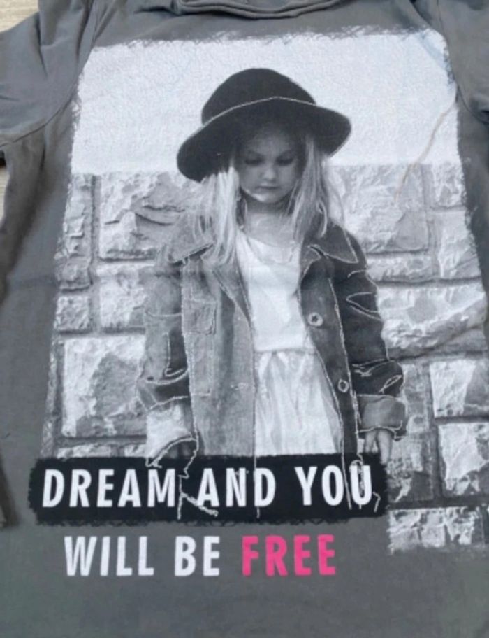 Haut gris + photo Zara 13/14ans tbe - photo numéro 2