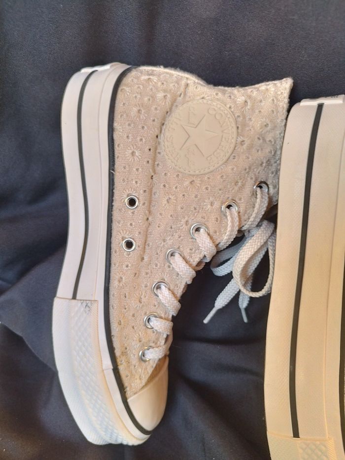 Converse broderie - photo numéro 4
