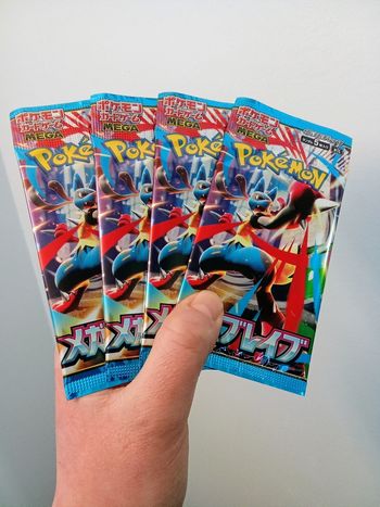 [Officiel] 4 boosters de 5 cartes Pokémon japonaises édition Méga Brave/Méga Évolution.