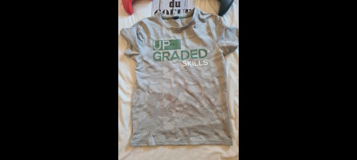 Tee-shirt 12 ans - photo numéro 2
