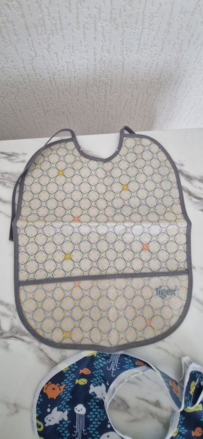 Lot de 5 bavoirs - photo numéro 6