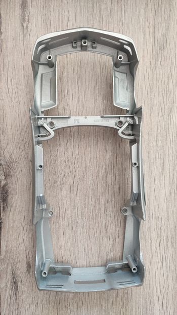 Carcasse carrosserie pièce détachée miniature Bburago Burago Chevrolet Corvette C5 1997 coupé 1/18 1