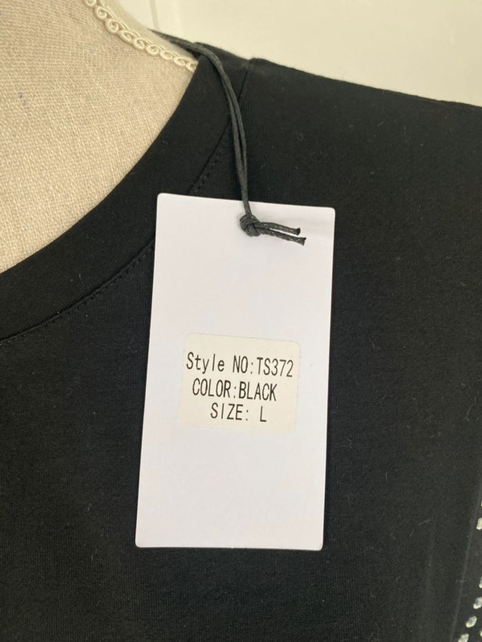 T shirt noir strass taille L - photo numéro 4