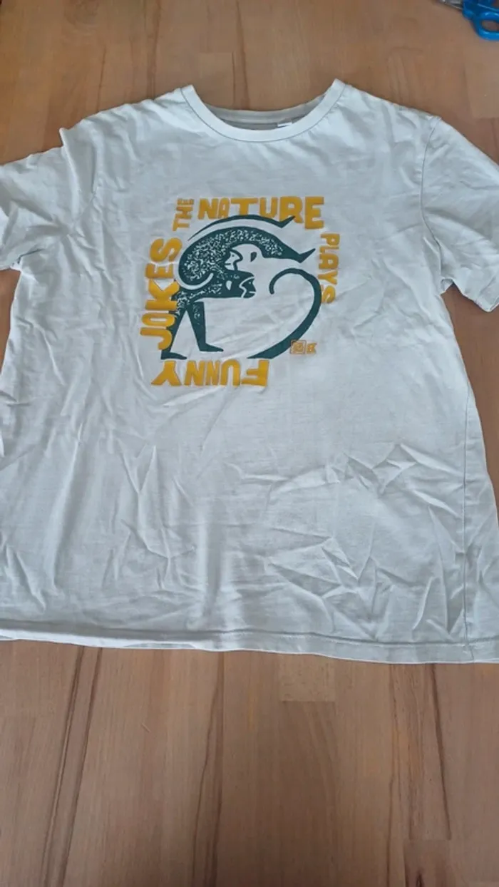 T-shirt okaïdi taille 14 ans