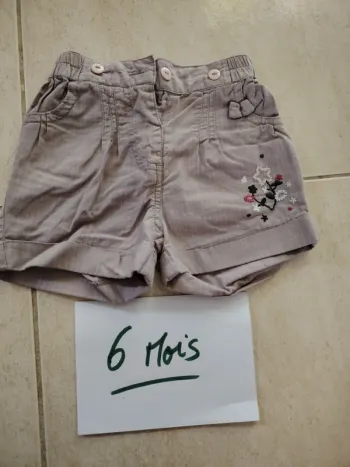 Short bébé
