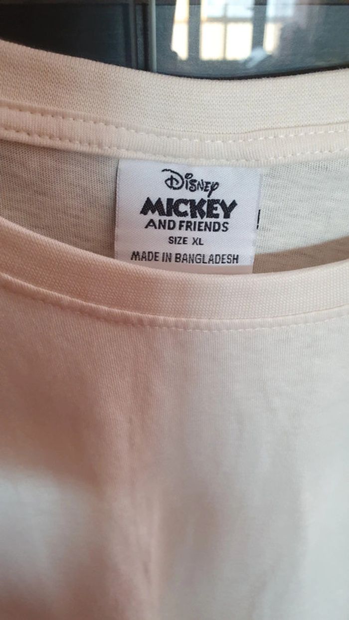 T-shirt Disney taille XL - photo numéro 4