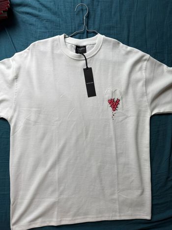 👕 T-shirt Riches Paris – Broderie cœur fleuri 🌹