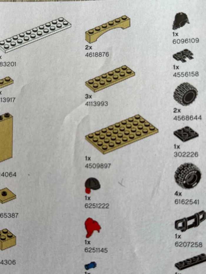 Lego Friends La remorque à Chevaux de Mia - photo numéro 4