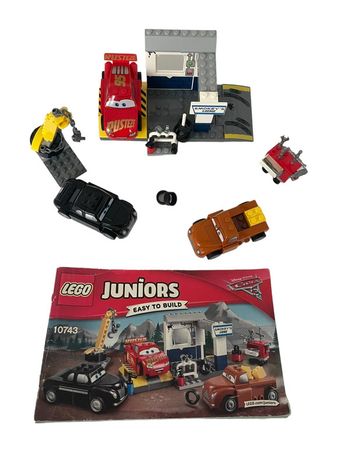 Lego Disney Pixar Cars 3 N•10743 Smokey’s garage