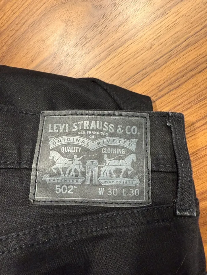 Jean noir Levi’s 502 - photo numéro 2