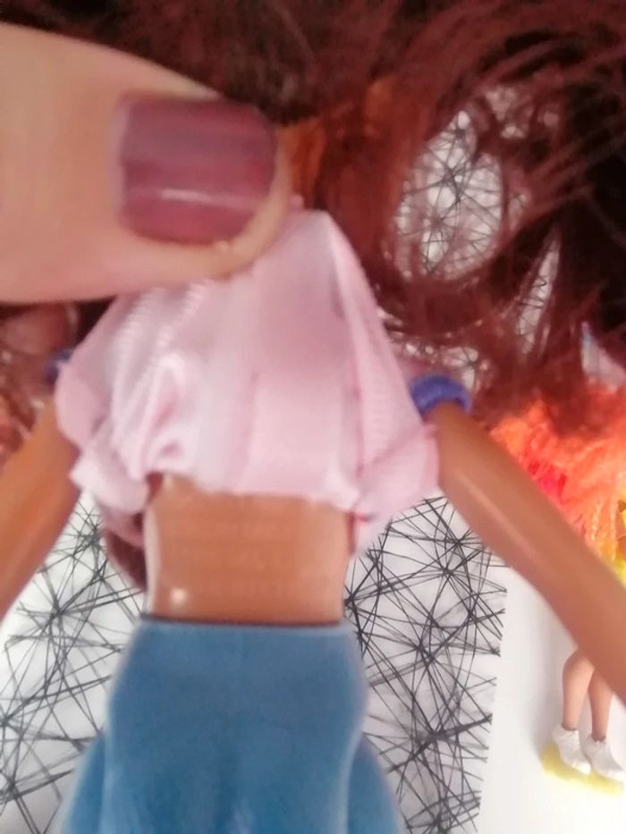 Jolie poupée style Barbie 👧🏻 - photo numéro 10